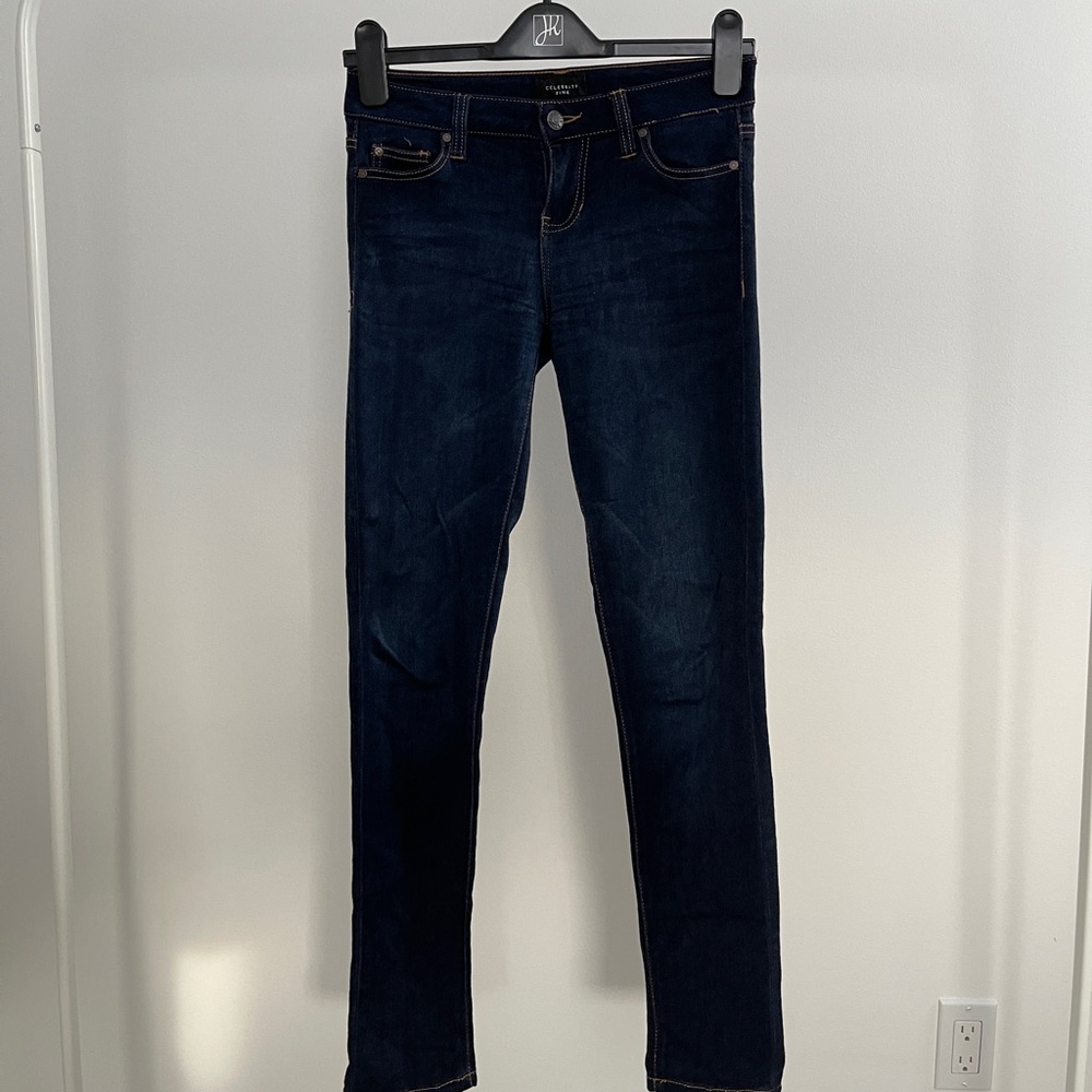 Celebrity Pink Walker Skinny jeans size 1/25
